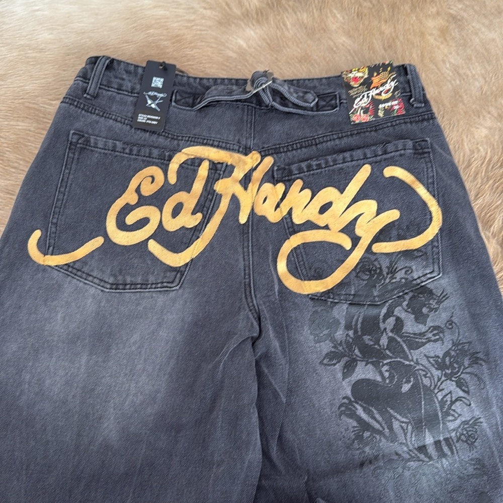 Ed Hardy Charcoal and Gold Women’s Jeans Size 32 Anchor